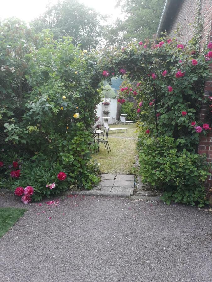 Gite Au Bord Du Lac Montville Εξωτερικό φωτογραφία